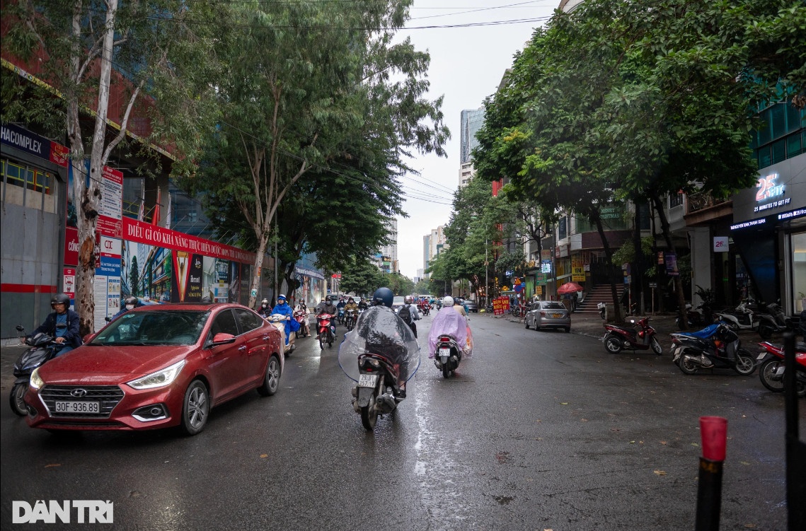 Hiện trạng đường Nguyễn Tuân dự kiến mở rộng lên 21m để giảm ùn tắc