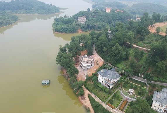 Hà Nội thông tin về 3 dự án ven hồ Đồng Mô chậm triển khai