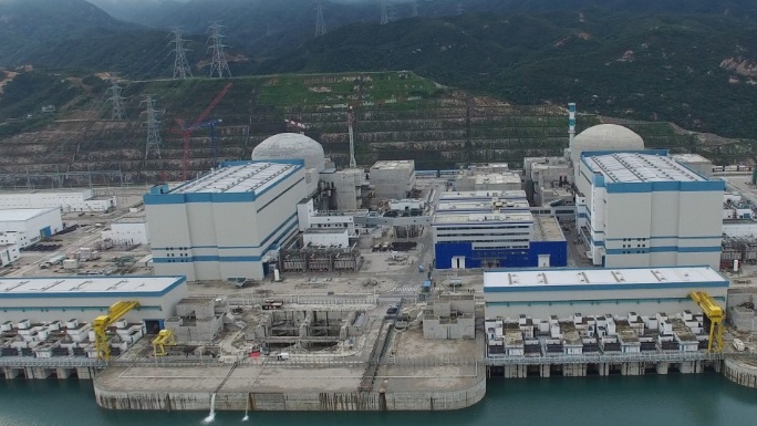 Trung Quốc bắt đầu xây dựng 4 lò phản ứng hạt nhân mới