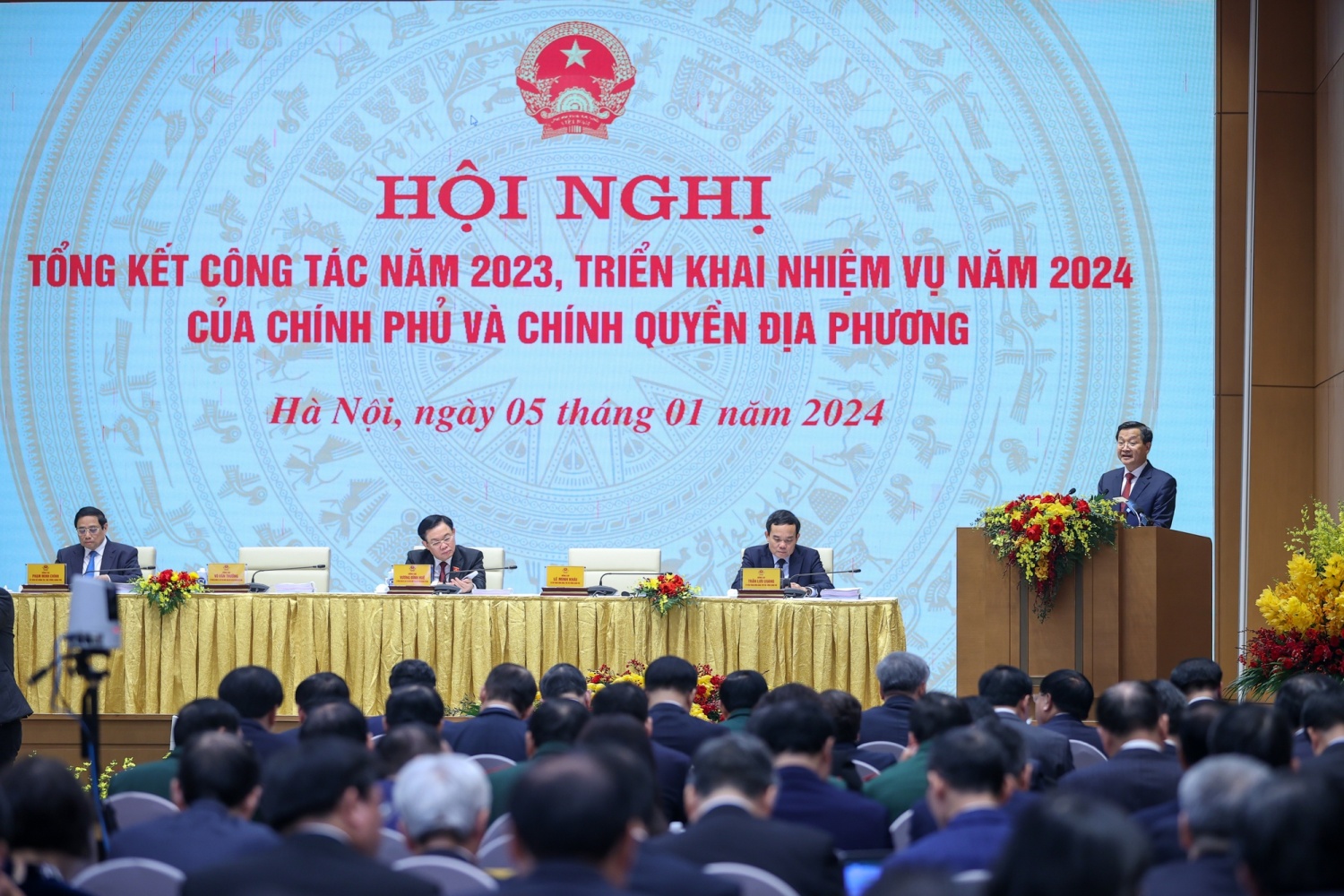 Hội nghị Chính phủ và chính quyền địa phương tổng kết công tác năm 2023, triển khai nhiệm vụ năm 2024