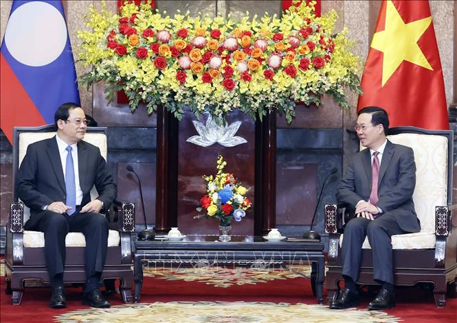 Chủ tịch nước Võ Văn Thưởng tiếp Thủ tướng Lào Sonexay Siphandone