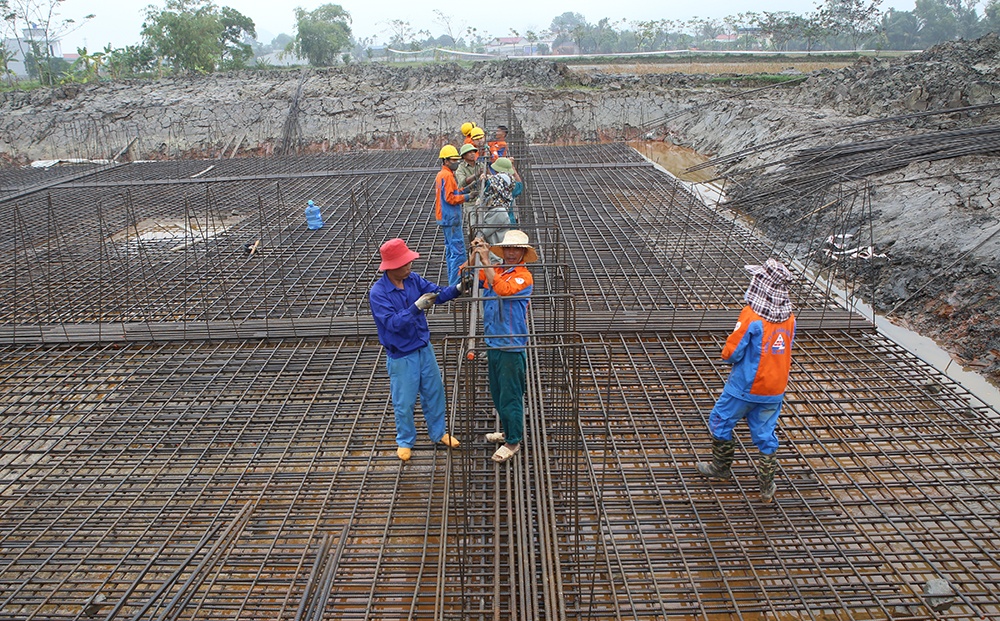 Xử lý khó khăn, vướng mắc trong triển khai các dự án đường dây 500kV mạch 3 từ Quảng Trạch đến Phố Nối