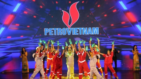 “Ngược dòng” thách thức, Petrovietnam tăng trưởng mạnh mẽ, lập kỷ lục doanh thu trong năm 2023