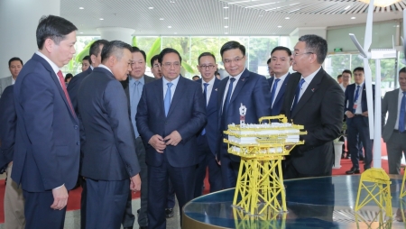 Thủ tướng Phạm Minh Chính dự Hội nghị tổng kết và trao quyết định bổ nhiệm Chủ tịch HĐTV Petrovietnam