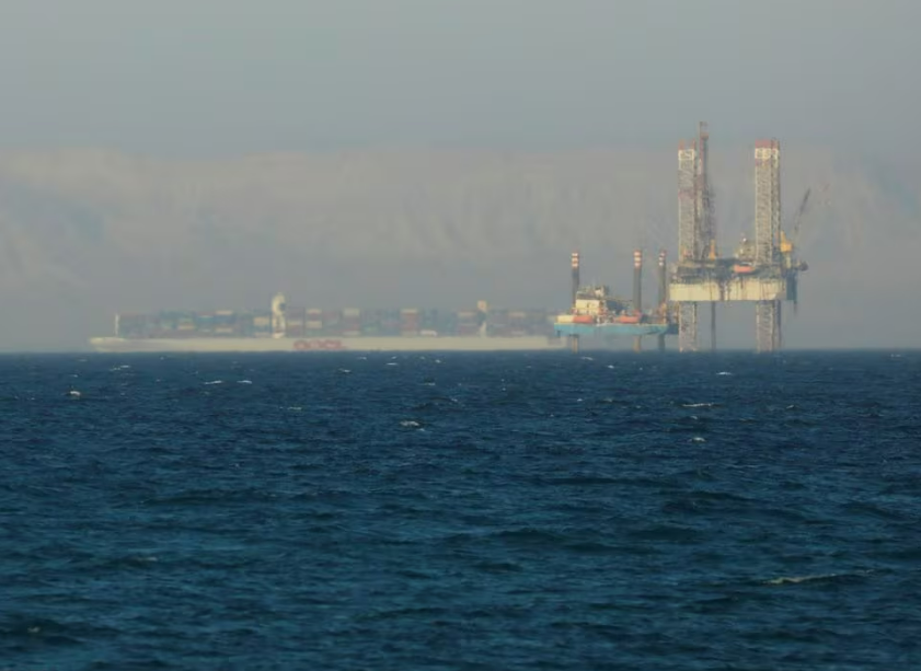 Tàu chở dầu tiếp tục di chuyển ở Biển Đỏ bất chấp các cuộc tấn công của Houthi