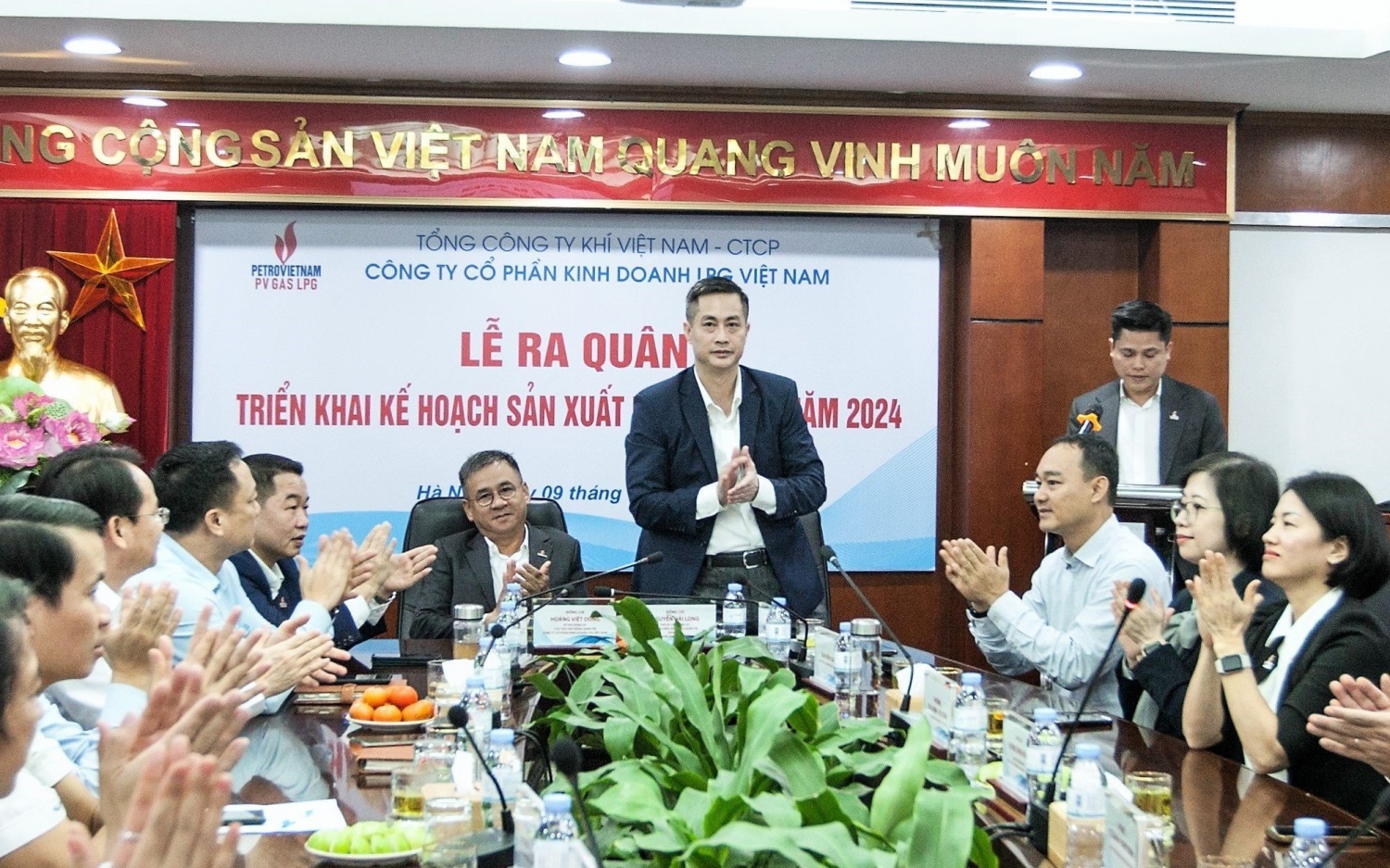 Hình 1: Đồng chí Nguyễn Hải Long – Giám đốc tại lễ ra quân PV GAS LPG 2024