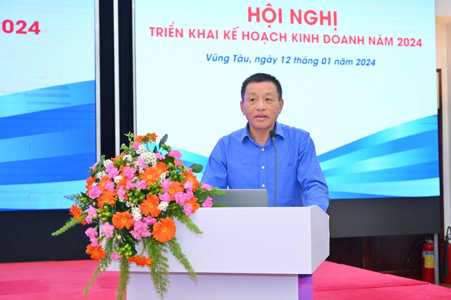 Ông Đoàn Văn Nhuộm – Tổng Giám đốc PVOIL phát biểu tại Hội nghị