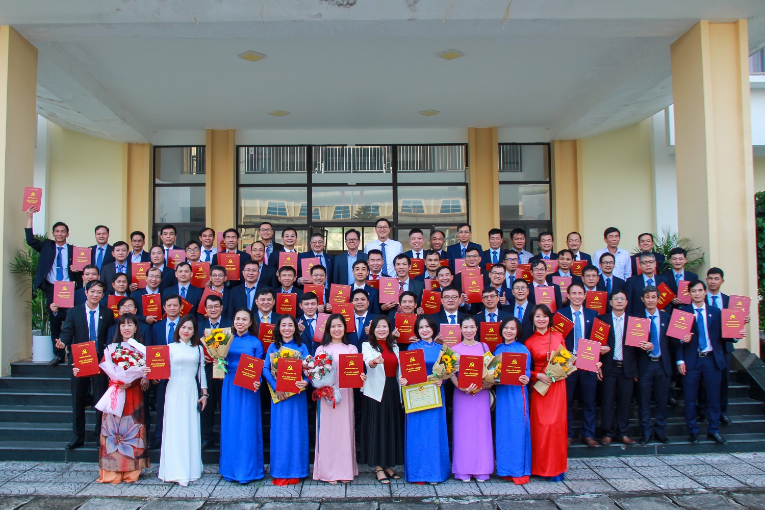 62 đảng viên BSR tốt nghiệp lớp Trung cấp Lý luận chính trị