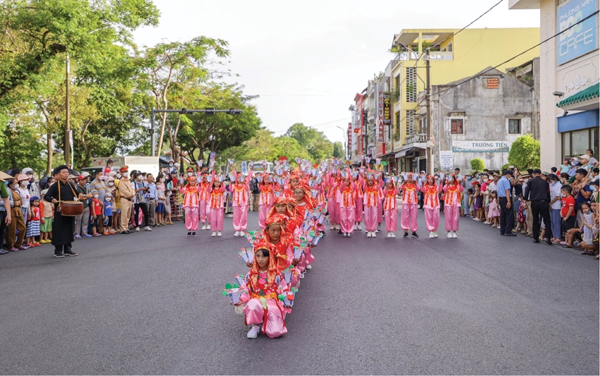 Thừa Thiên Huế: Khai thác tốt tiềm năng du lịch từ lễ hội