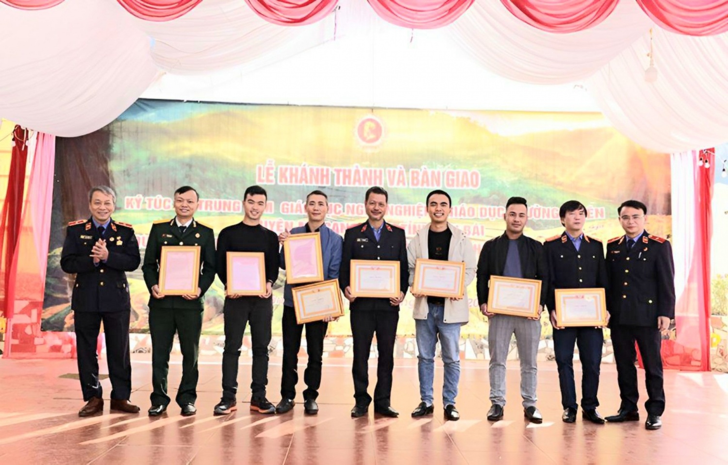 Hội CCB Tập đoàn hỗ trợ xây dựng ký túc xá cho học sinh nghèo huyện Mù Cang Chải, Yên Bái