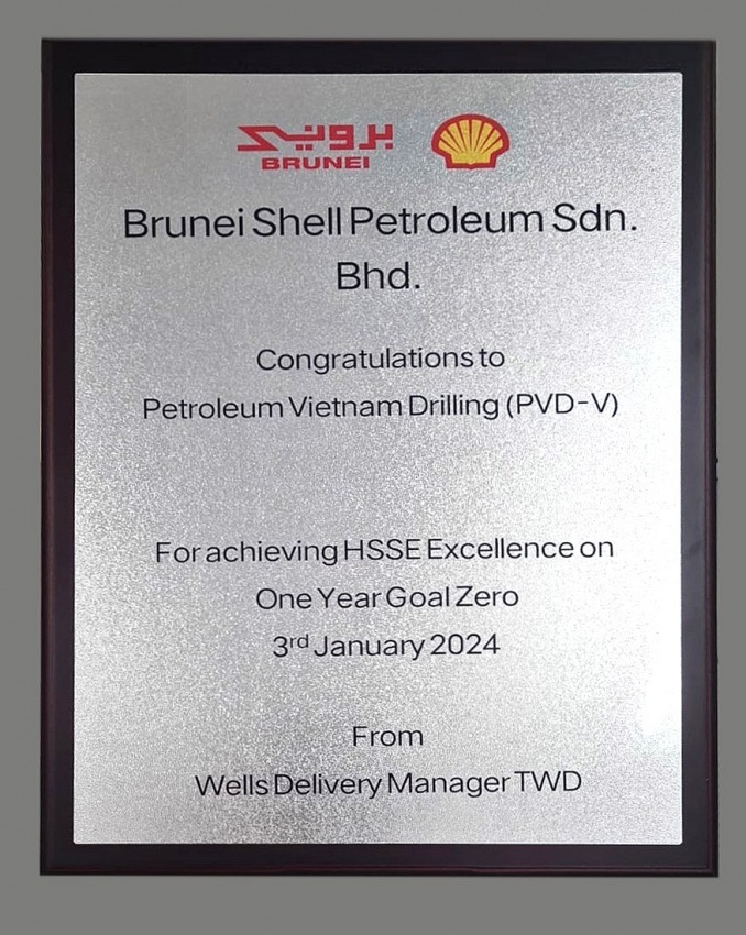 Giàn khoan PV DRILLING V được bình chọn là “Giàn khoan của năm” tại Brunei