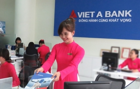 Tin ngân hàng ngày 30/1: Lãi trước thuế năm 2023 của VietABank giảm 16%