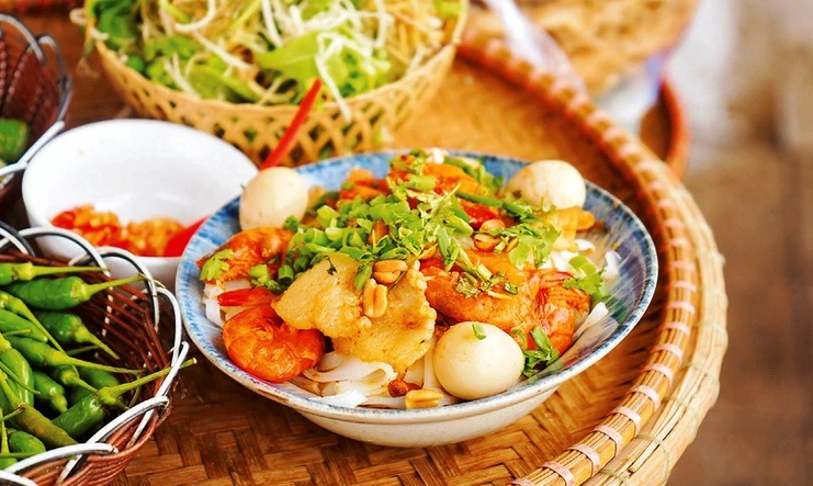 Thưởng thức ẩm thực Tết Quảng Đà