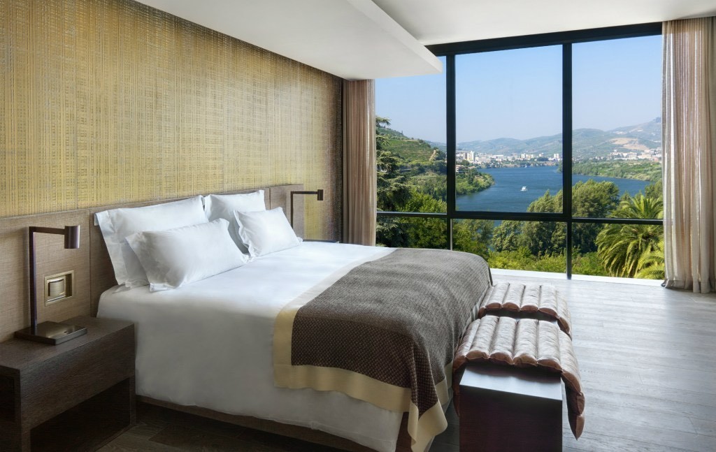“Du lịch ngủ” lên ngôi, nhiều khách sạn tung ra loạt dịch vụ hỗ trợ giấc ngủ cho du khách
