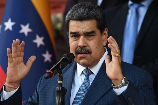 Mỹ tái kích hoạt lệnh trừng phạt dầu mỏ chống Venezuela