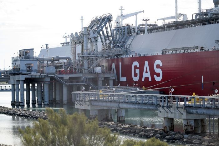 Mỹ đình chỉ xuất khẩu LNG ảnh hưởng như thế nào đến giai dịch năng lượng của Nga, EU và Trung Quốc?