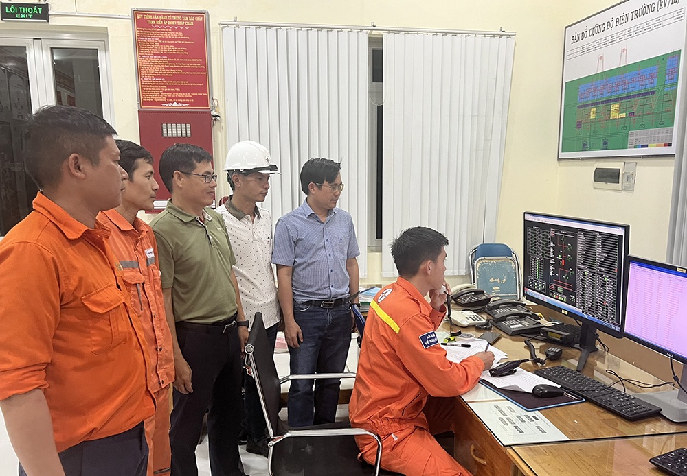 Hoàn thành công trình đường dây 220kV Nha Trang - Tháp Chàm