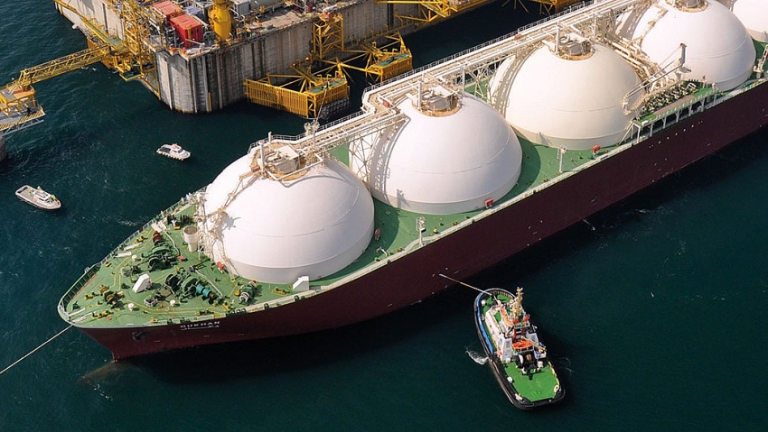 Giá LNG giảm mạnh thúc đẩy Châu Á ồ ạt thu mua