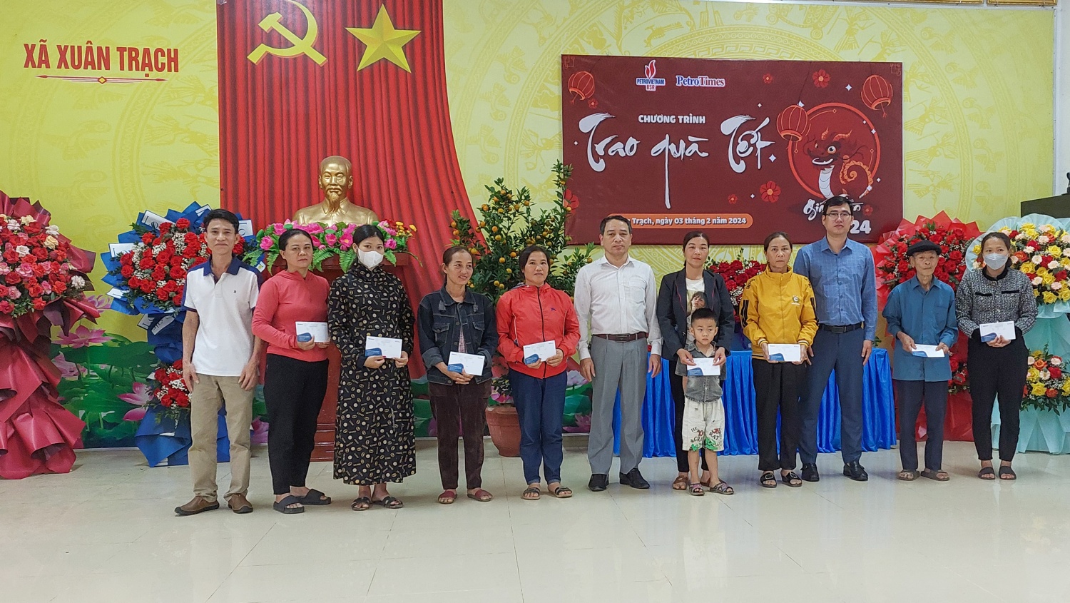 Chương trình “Trao quà Tết” của Tạp chí Năng lượng Mới và BSR đến với bà con vùng núi tỉnh Quảng Bình