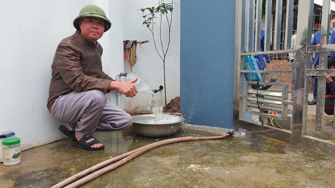 Xã đảo duy nhất ở Hà Nội được cấp nước sạch trước Tết Nguyên đán