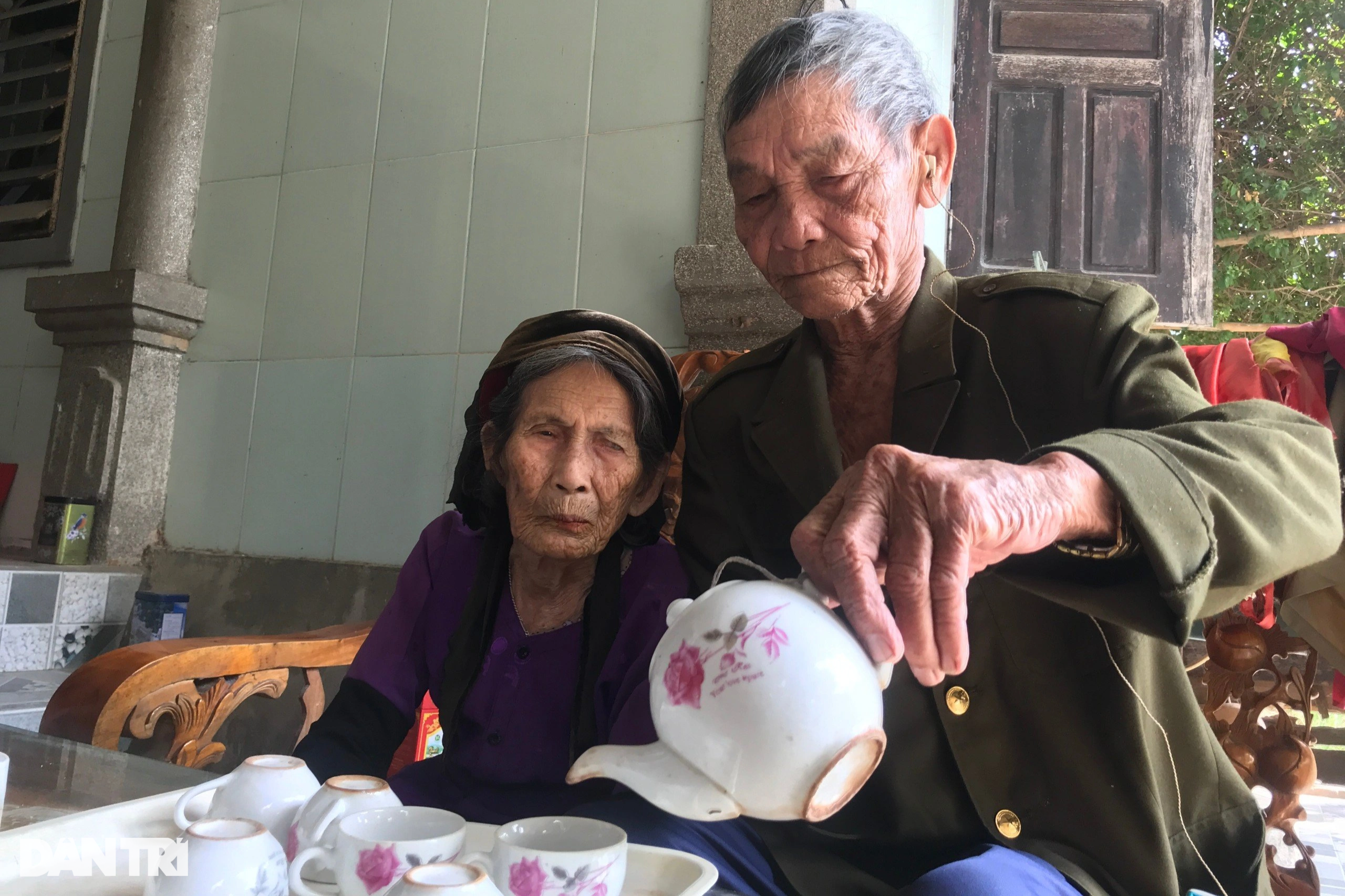 Làng trường thọ ở Nghệ An: Cụ bà 106 tuổi thái rau nuôi gà - 5