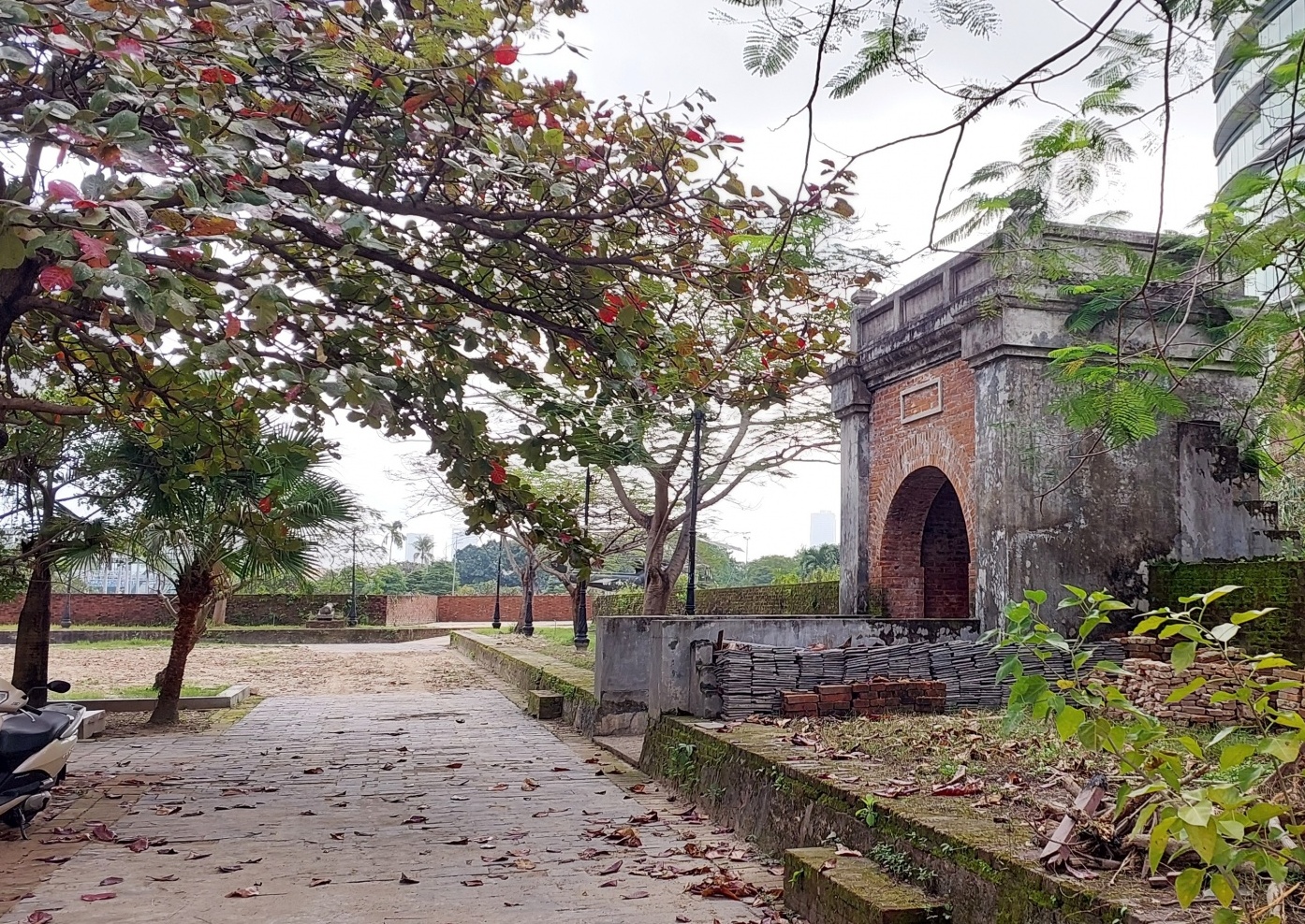 Tòa thành cổ nằm trong trung tâm TP Đà Nẵng