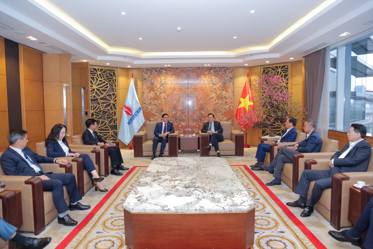 Petrovietnam duy trì hoạt động sản xuất kinh doanh xuyên Tết, an toàn, liên tục, ổn định Petrovietnam duy trì hoạt động sản xuất kinh doanh xuyên Tết, an toàn, liên tục, ổn định