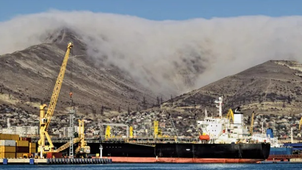 Tàu chở dầu rời cảng Nga tới Ấn Độ bị tên lửa tấn công ở Biển Đỏ