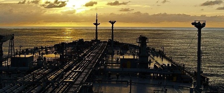 Nguồn cung dầu thô Nga thắt chặt thị trường sản phẩm toàn cầu
