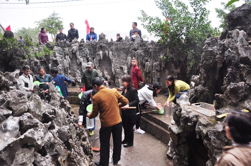 Đầu năm vãn cảnh Chùa Cái Bầu - Đền Cửa Ông - Đền Cặp Tiên ở Quảng Ninh