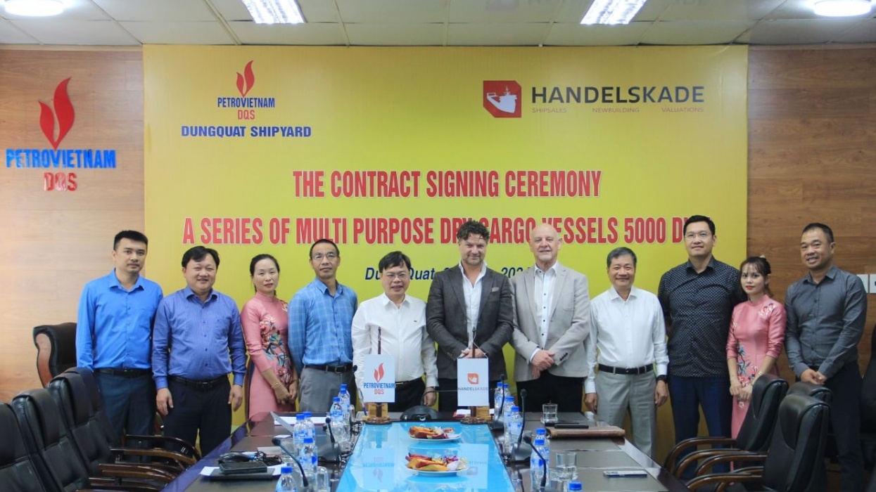 DQS ký kết hợp tác với Handelskade, đánh dấu sự hợp tác đầy hứa hẹn với chủ tàu Hà Lan