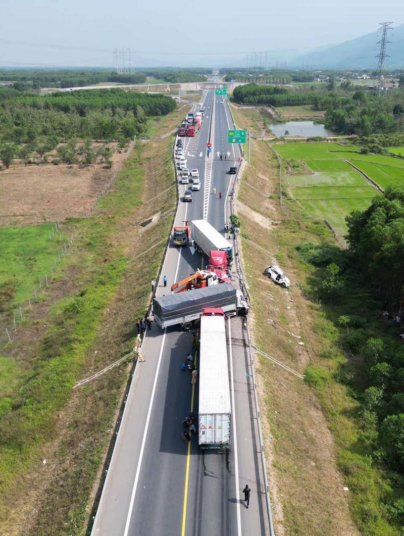 Kiến nghị một số giải pháp nâng cao an toàn giao thông trên cao tốc Cam Lộ - La Sơn