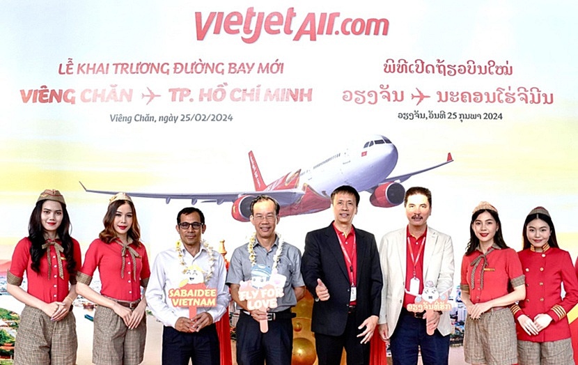 Khai trương đường bay kết nối Viêng Chăn, Lào với TP HCM ngay đầu xuân mới