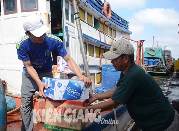 Kiên Giang: Ngư dân vượt khó vươn khơi bám biển