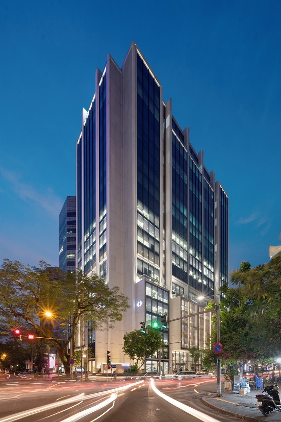 Hai tòa nhà hội sở Techcombank được trao chứng nhận quốc tế LEED GOLD về công trình xanh