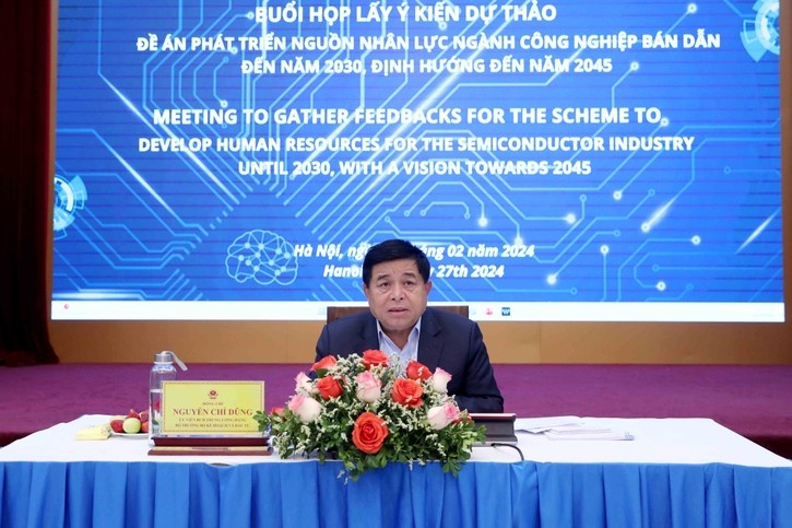 Bộ trưởng Nguyễn Chí Dũng chủ trì buổi họp lấy ý kiến dự thảo Đề án phát triển nguồn nhân lực ngành công nghiệp bán dẫn tầm nhìn 2030, định hướng 2045