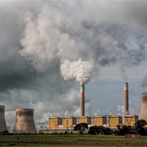 EU yêu cầu ngành nhiên liệu hóa thạch đóng góp để chống biến đổi khí hậu