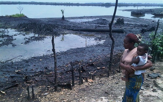 Người dân Nigeria yêu cầu Shell xử lý sự cố tràn dầu trước khi bán công ty con ở Nigeria