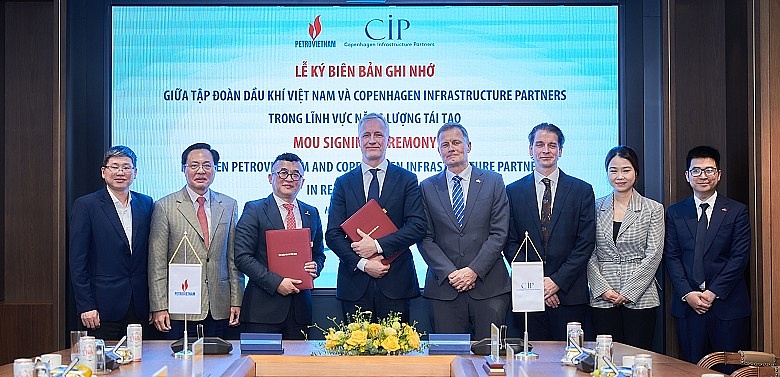 Petrovietnam và Copenhagen Infrastructure Partners (Đan Mạch) ký kết Biên bản ghi nhớ hợp tác trong lĩnh vực năng lượng tái tạo