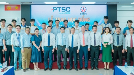 PTSC trao tặng học bổng cho sinh viên các trường đại học TP Hồ Chí Minh