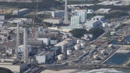 Nhật Bản đình chỉ xả nước Fukushima