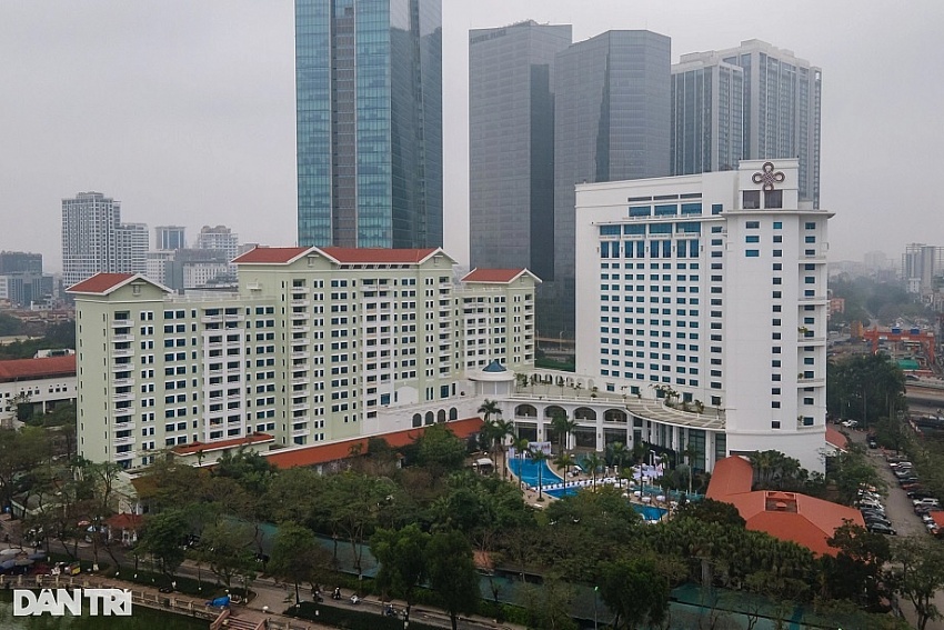 Tòa cao ốc bà Trương Mỹ Lan rao bán giá 1 tỷ USD ở Hà Nội