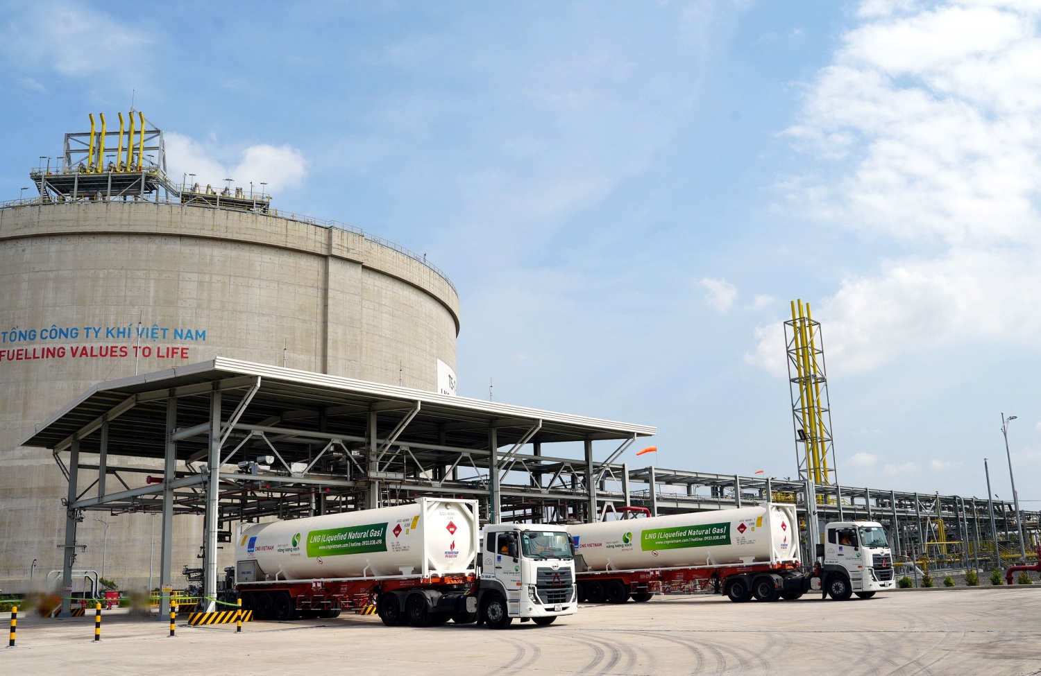 PV GAS chính thức cung cấp LNG cho khách hàng công nghiệp
