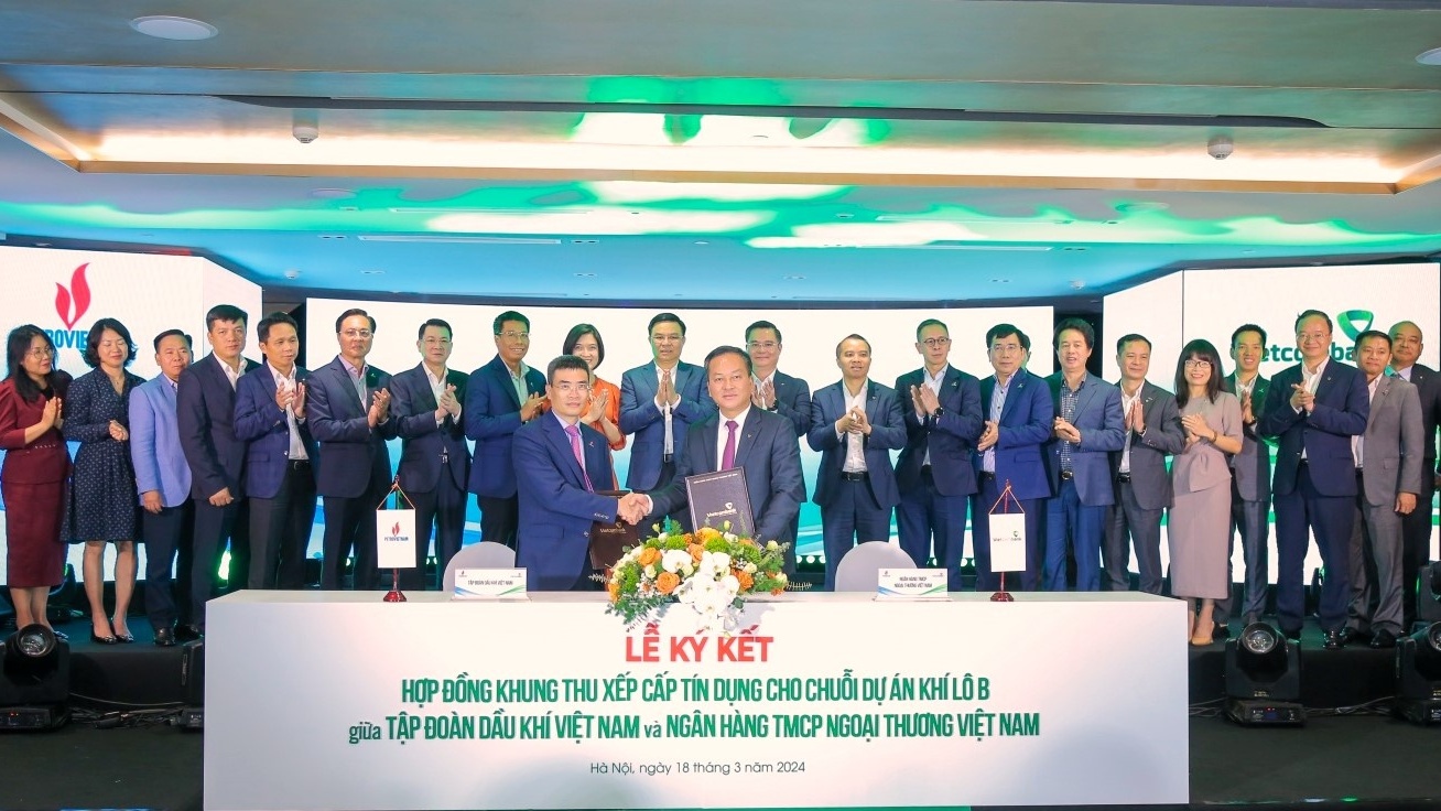 [PetroTimesTV] Petrovietnam và Vietcombank ký kết hợp đồng khung thu xếp cấp tín dụng cho chuỗi dự án khí điện Lô B