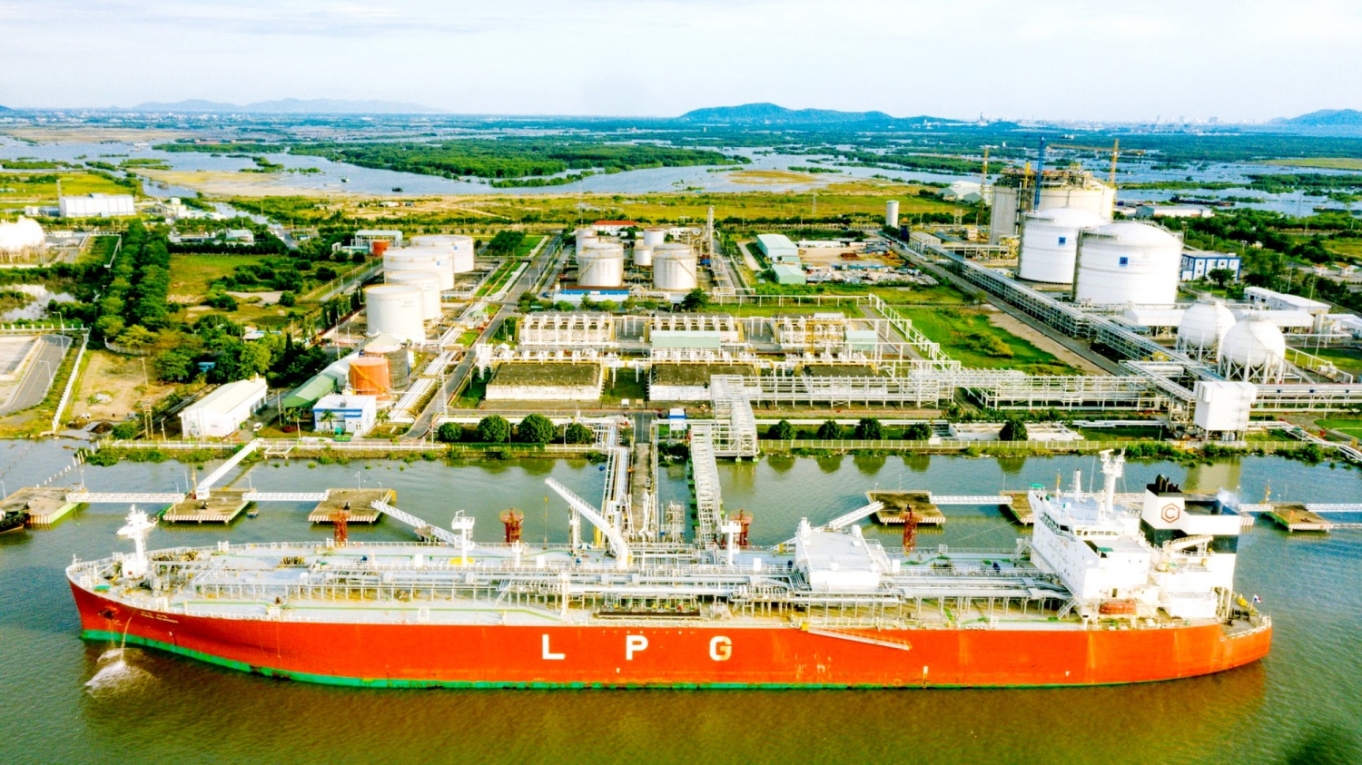 Hạ tầng kho cảng PV GAS Vũng Tàu đáp ứng giải pháp năng lượng theo mô hình kinh doanh tích hợp LPG/CNG/LNG