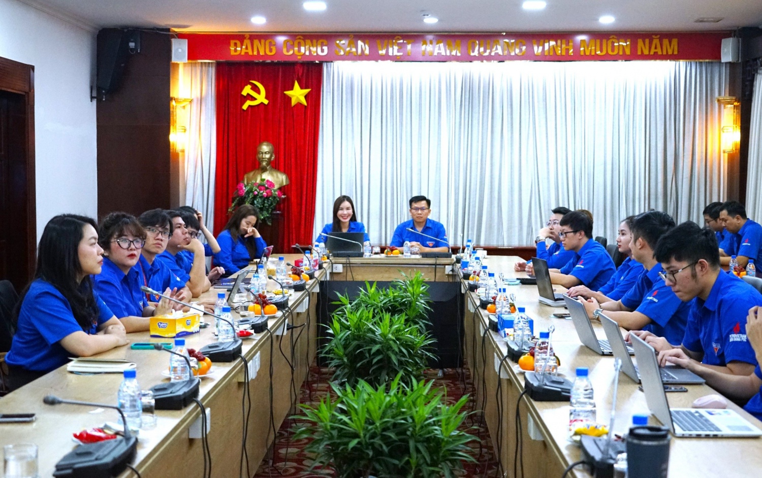 (LIVE) Tổng Giám đốc Petrovietnam Lê Ngọc Sơn đối thoại với đoàn viên, thanh niên Dầu khí về làm mới động lực cũ, bổ sung động lực mới