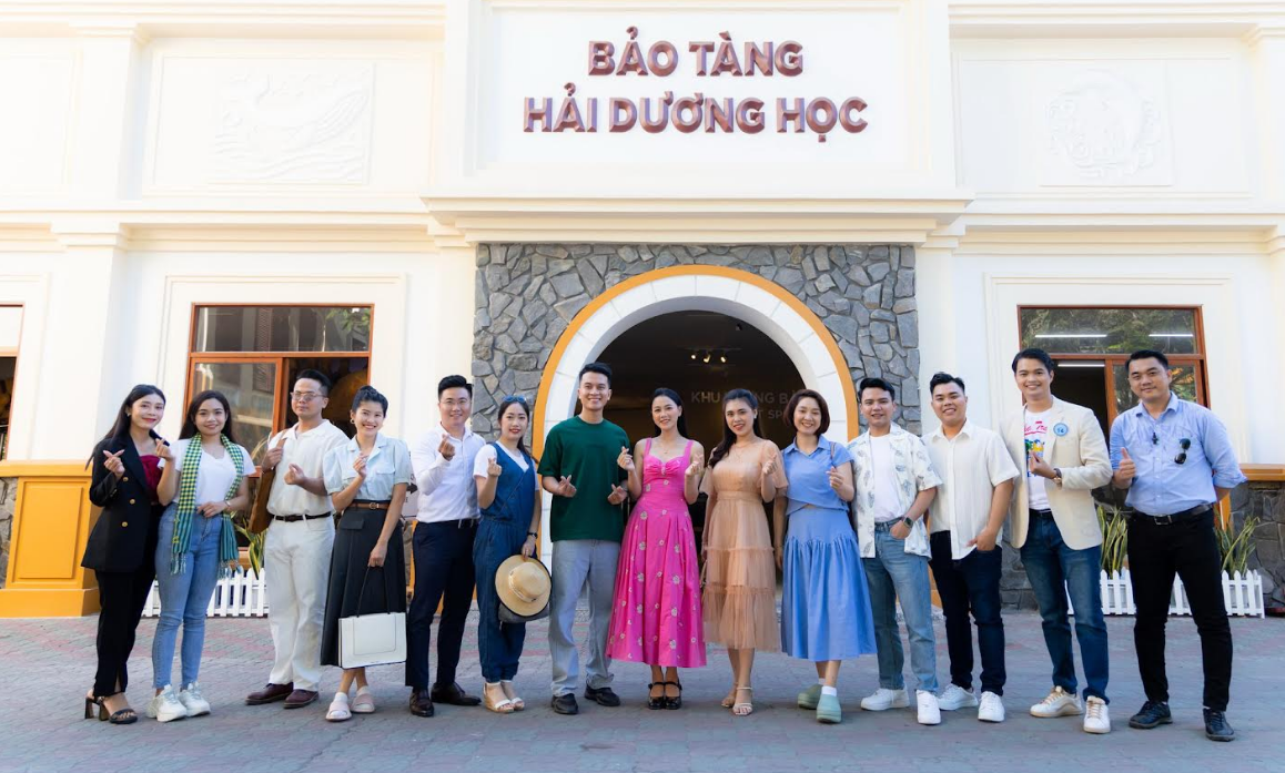 Thí sinh Lê Cúc Vy đạt giải “Người dẫn chương trình về Nha Trang hay nhất năm 2024”