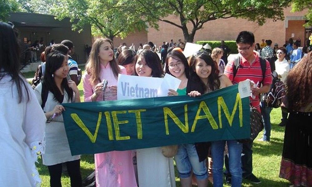 Đừng quên “mỏ vàng” nhân lực Việt Nam ở nước ngoài! | Quốc tế