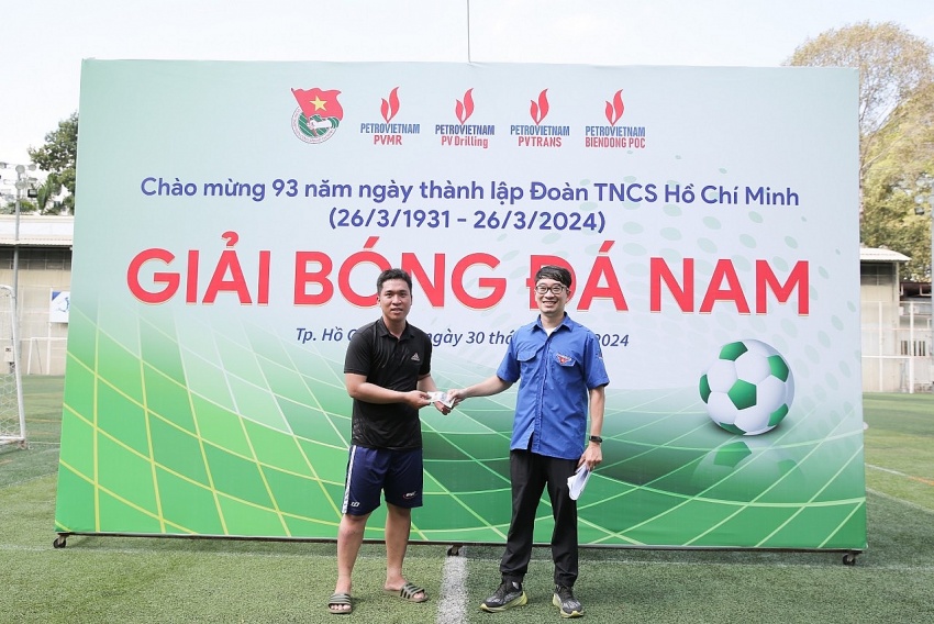 Cụm phối hợp hoạt động Đoàn TP. HCM tổ chức Giải bóng đá giao hữu Giải bóng đá giao hữu Chào mừng kỷ niệm 93 năm ngày thành lập Đoàn TNCS Hồ Chí Minh