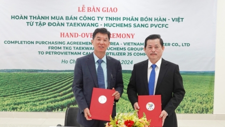 Tập đoàn Taekwang-Huchems bàn giao phân bón Hàn – Việt sang Phân bón Cà Mau